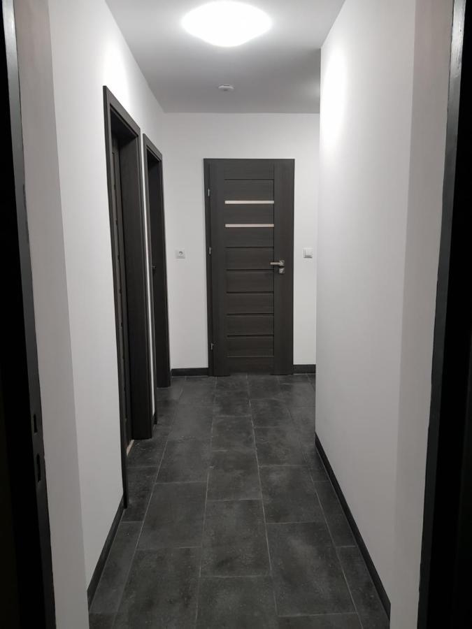 Mirrorroom Pl Airport Warsaw Exterior photo